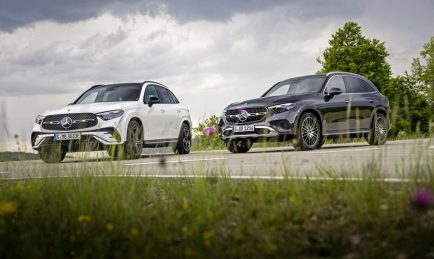 (Lançamento) Mercedes GLC, rival de Audi Q5 e Volvo XC60, ganha nova geração no Brasil